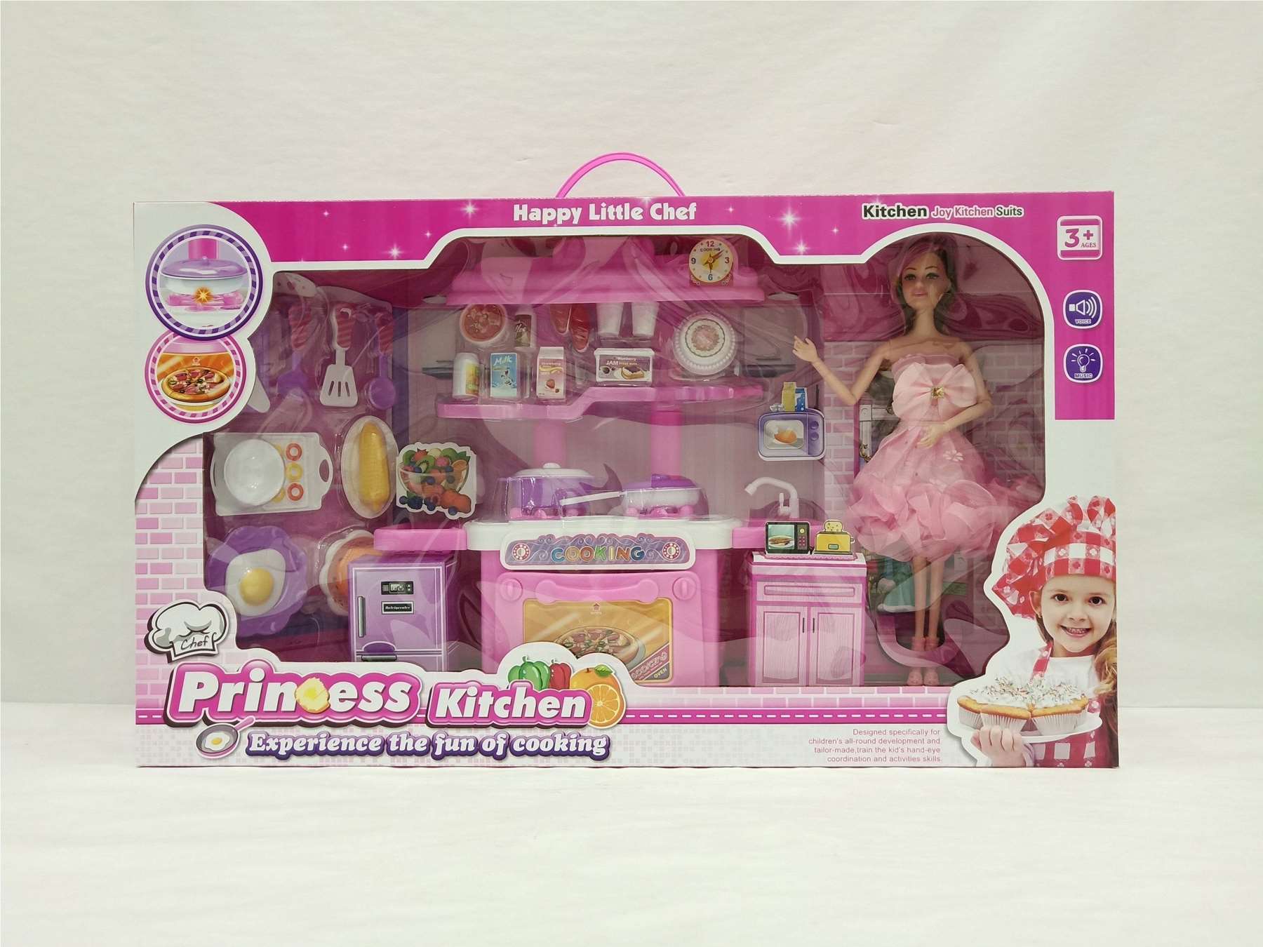 Игровой набор "Кухня" с куклой Barbie, свет и звук