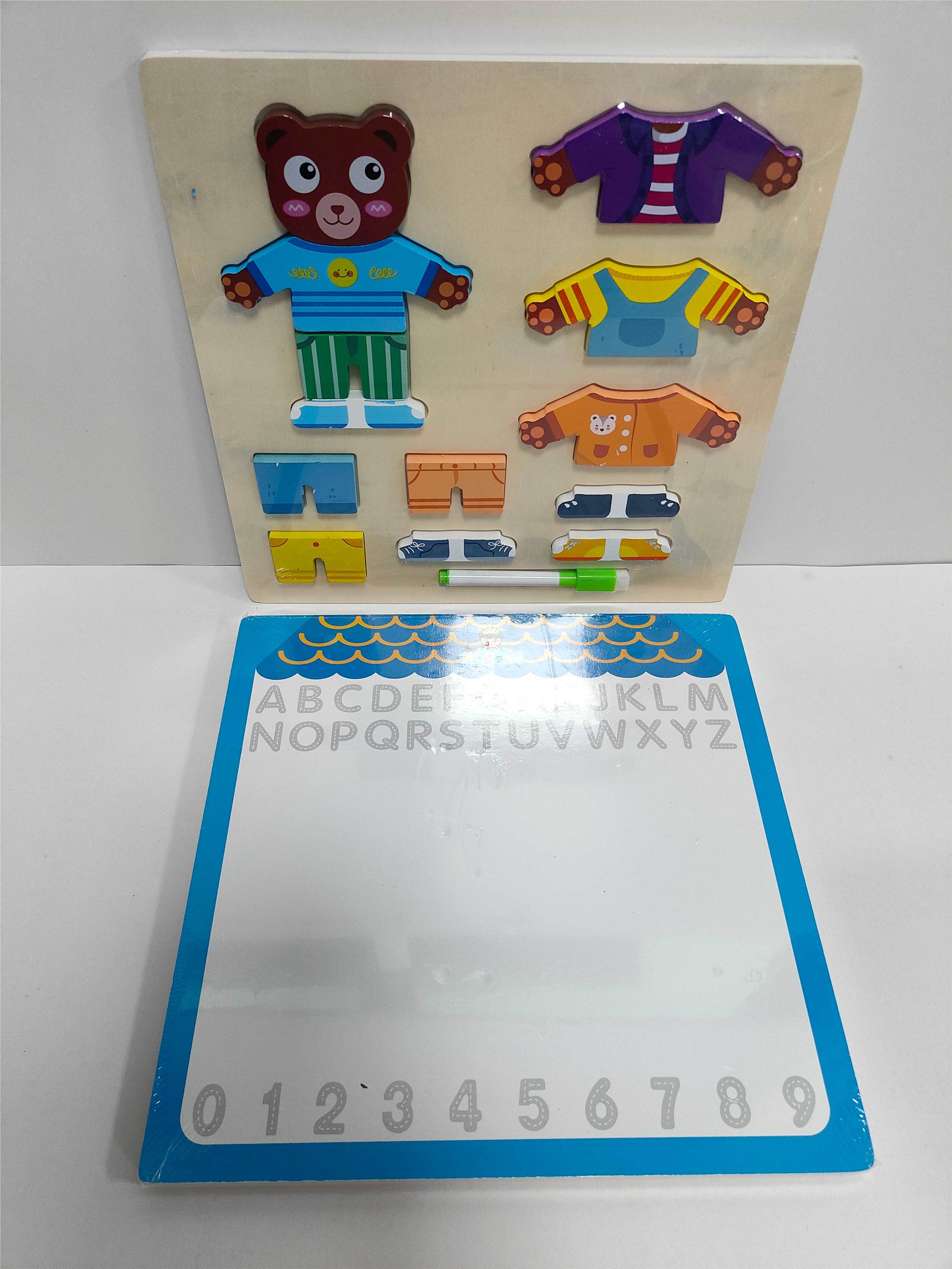 Деревянная игра-одевалка с доской для рисования