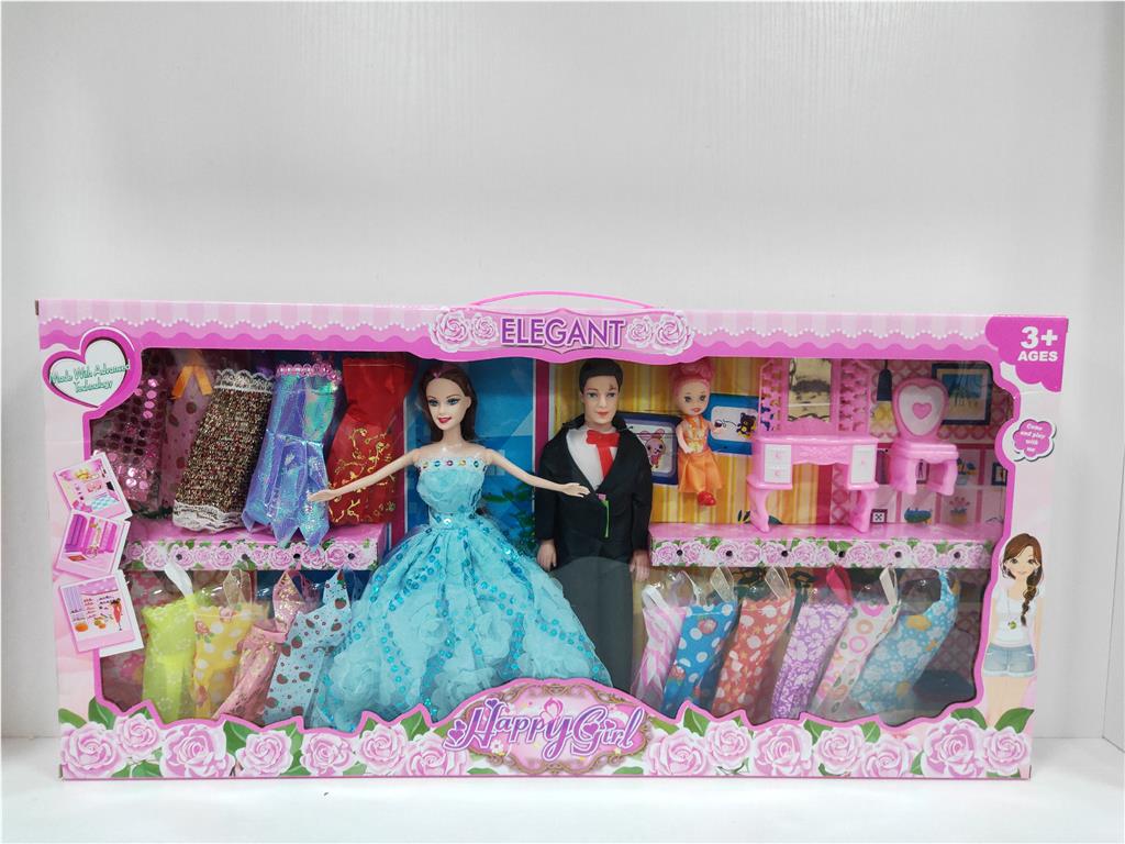 Кукла Барби с нарядами, игровой набор