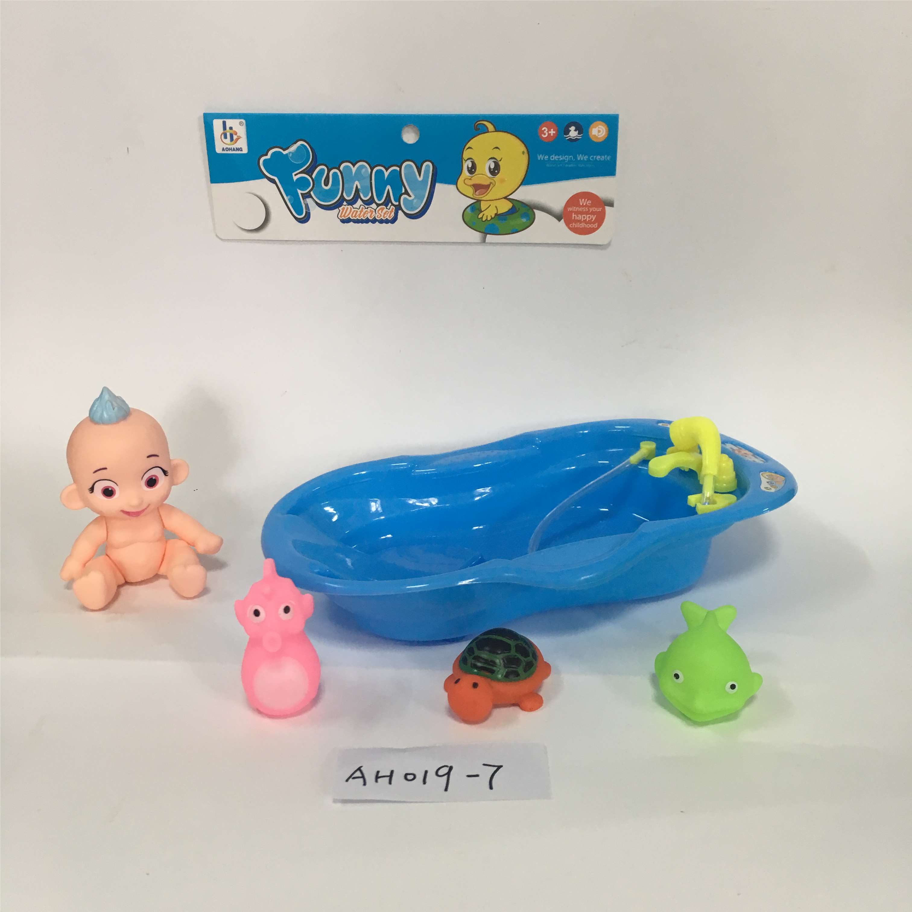Кукла с 3 животными и большой ванной