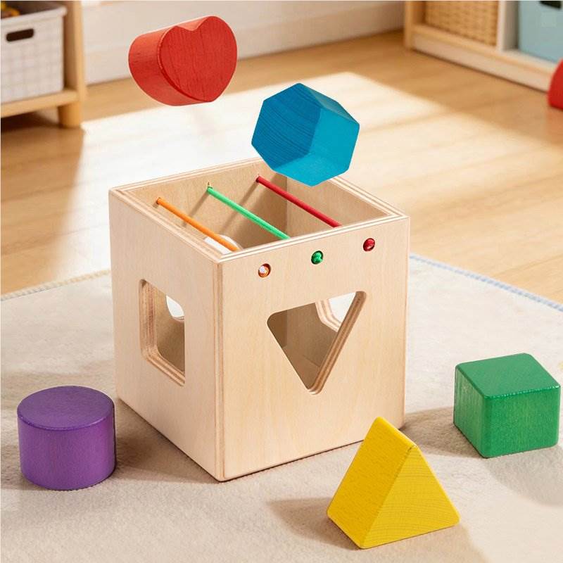 Развивающая деревянная игра "Умная коробка"