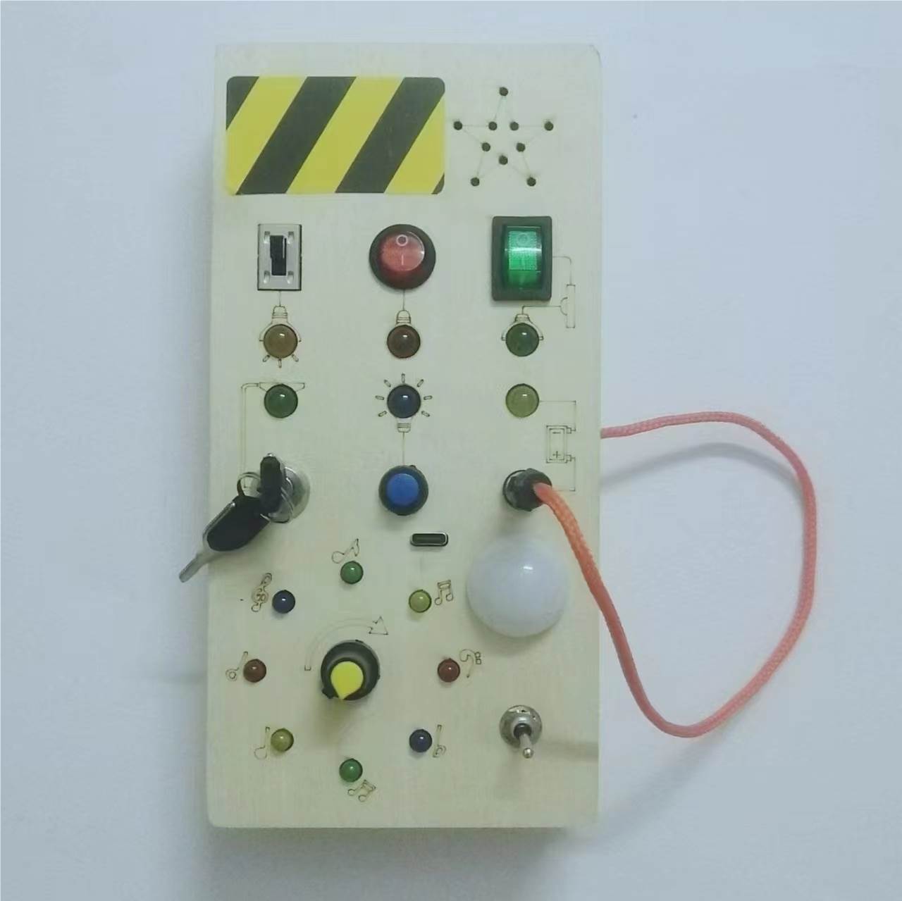 Деревянная развивающая доска Busy Board для малышей
