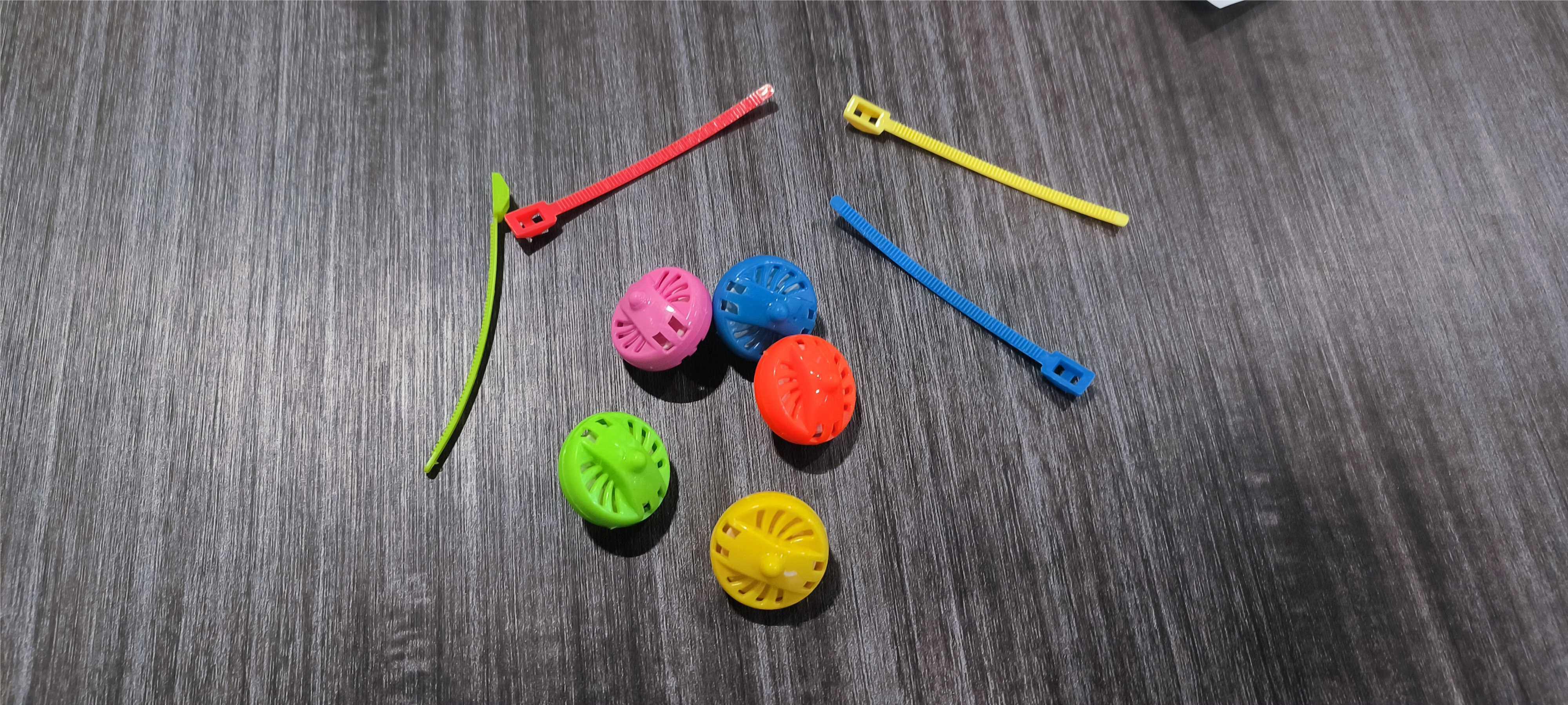 Игрушка-юла с линейкой Ruler Gyro оптом