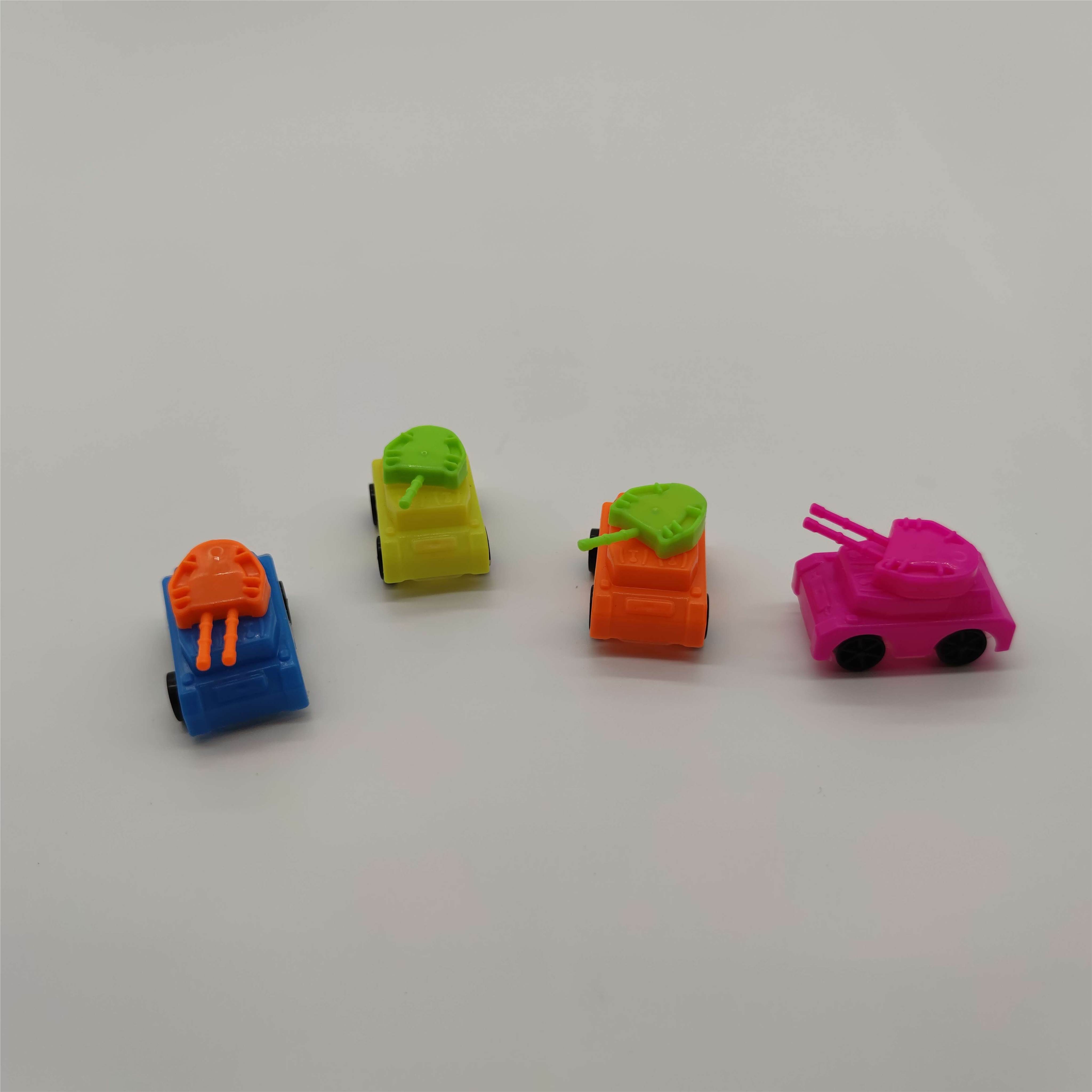 Танк-каталка, мелкие игрушки оптом