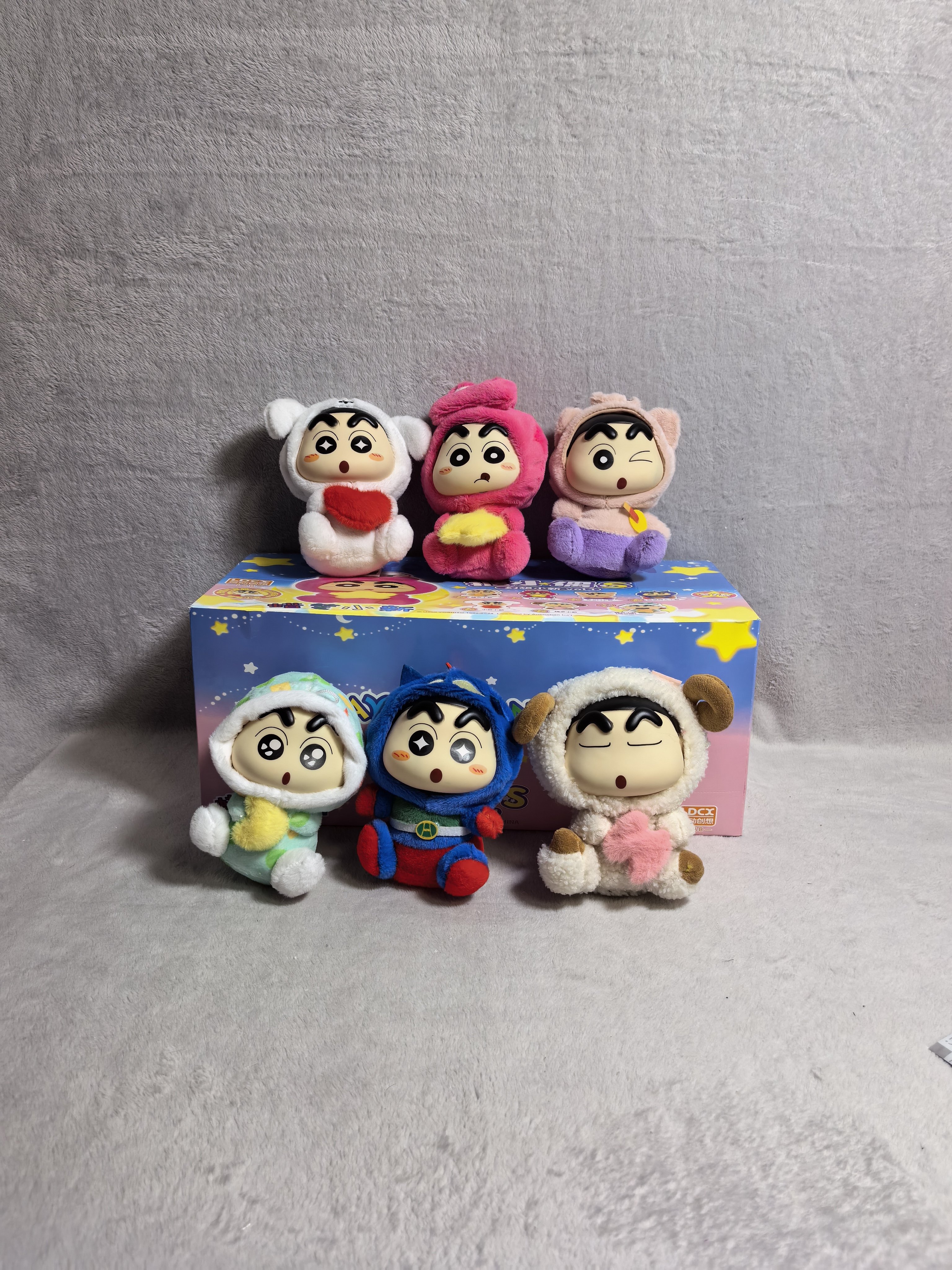 Мягкая игрушка-сюрприз Crayon Shin-chan, S, в коробке