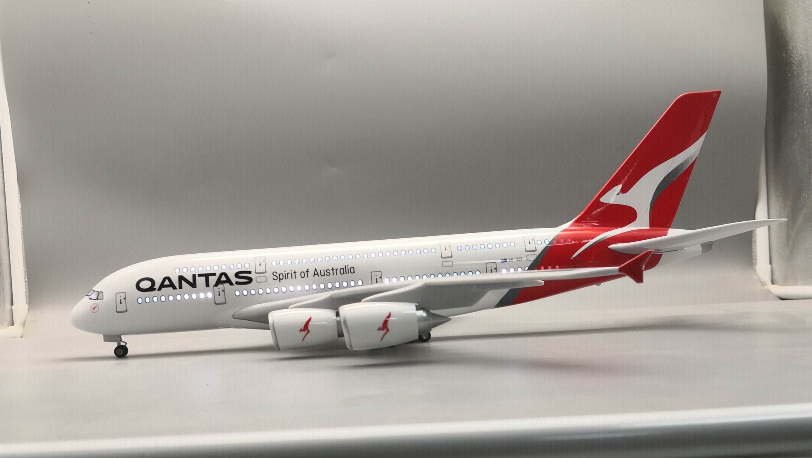 Модель самолета Airbus A380 Australia 46см, 1:160