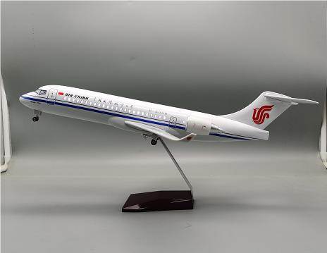 Модель самолета ARJ21 Air China 1:70, 47.8 см