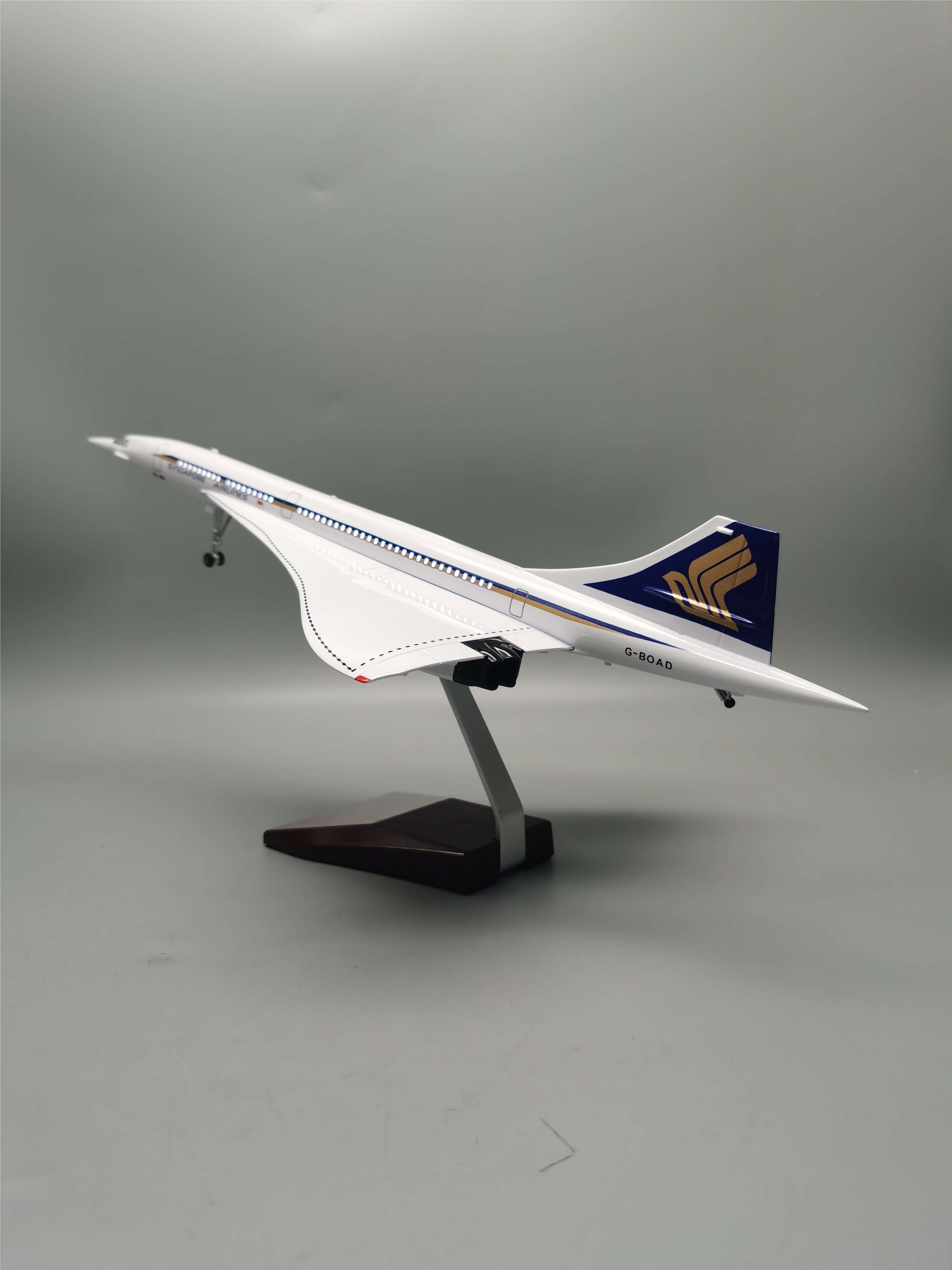 Модель самолета Concorde Singapore 50см