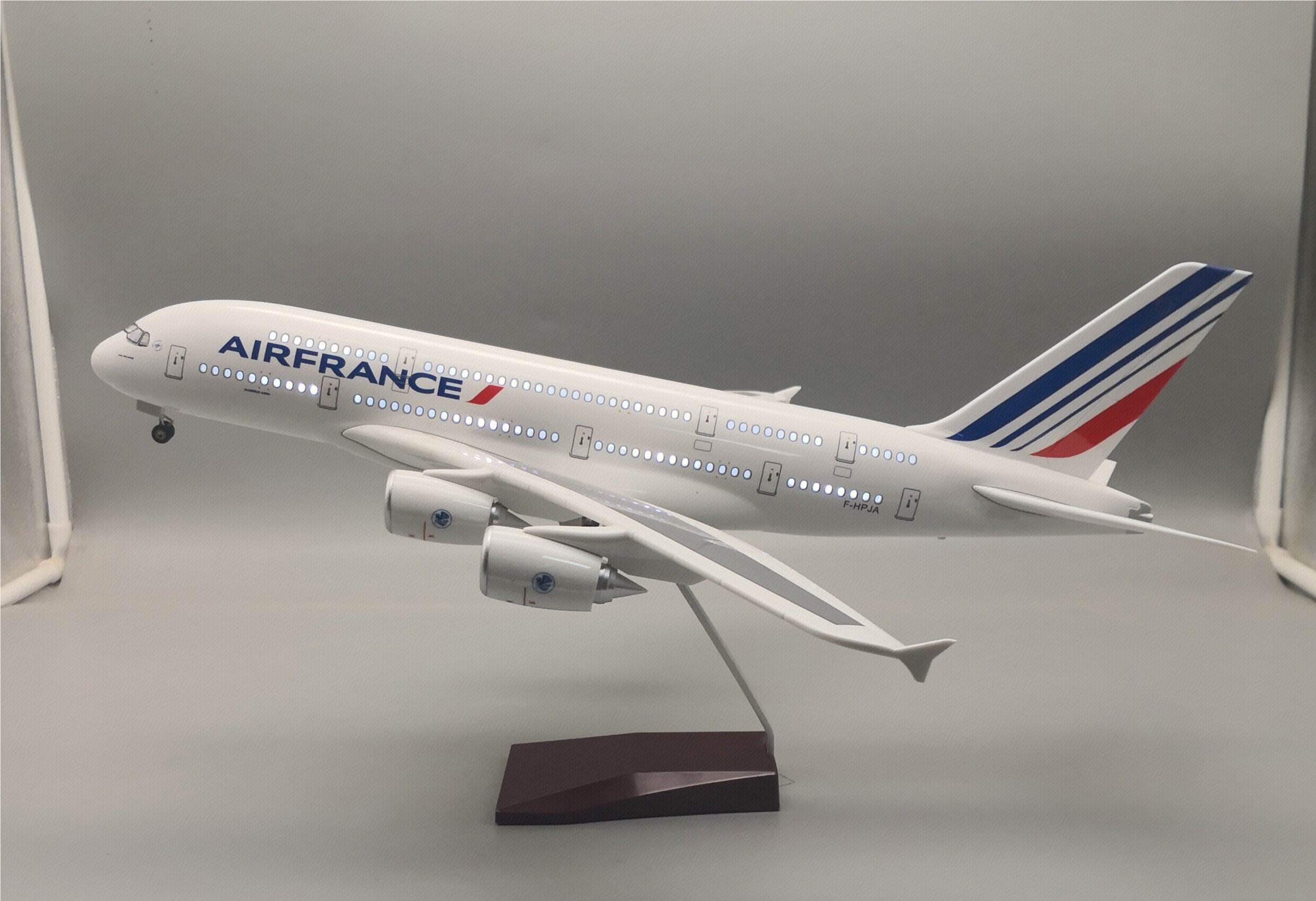 Модель самолета Air France 46см, ABS смола, 1:160