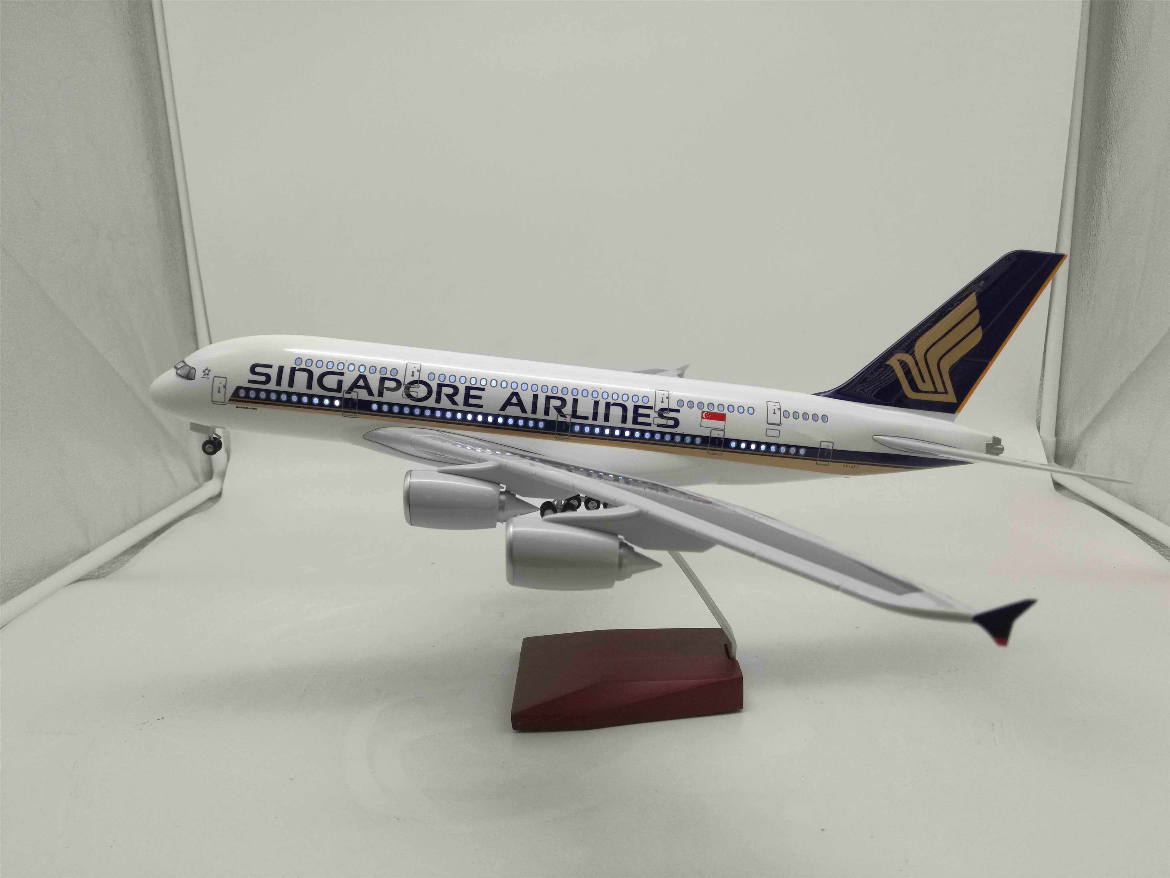 Модель самолета Singapore A380, 46 см