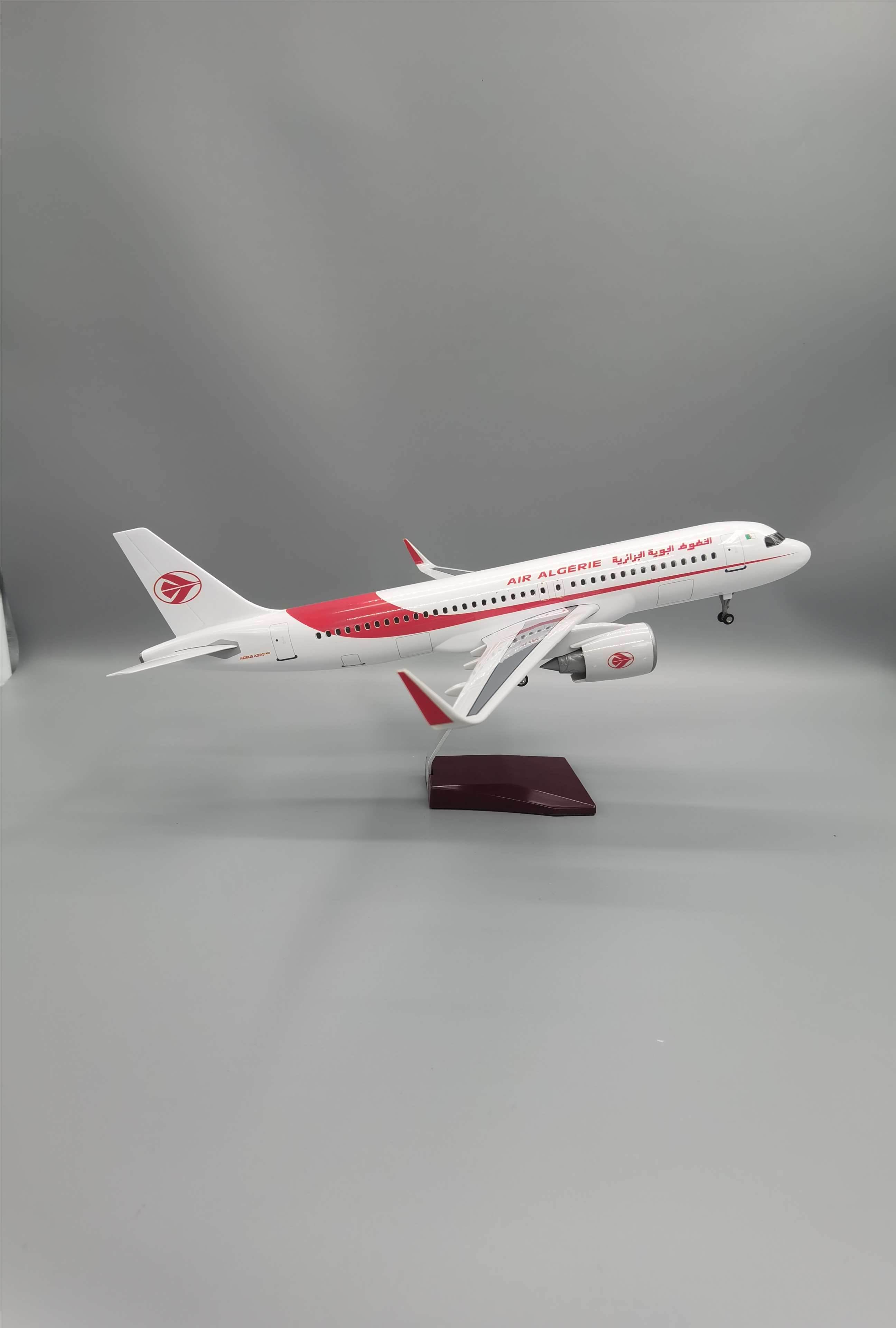 Модель самолета Airbus A320 Algeria 1:80 с подсветкой
