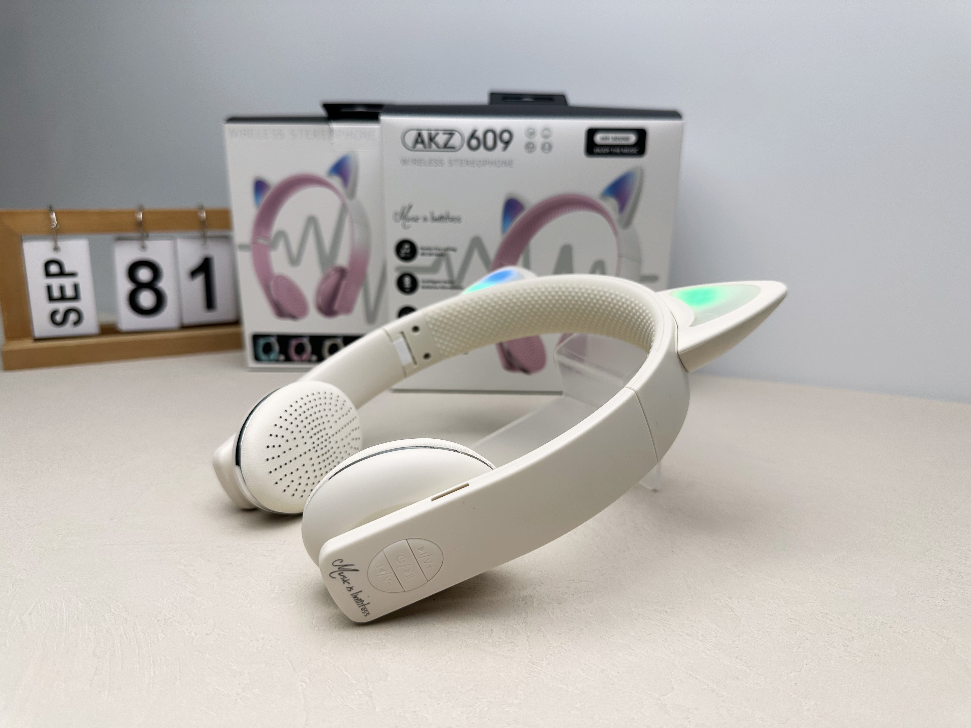 Беспроводные Bluetooth наушники с FM и TF