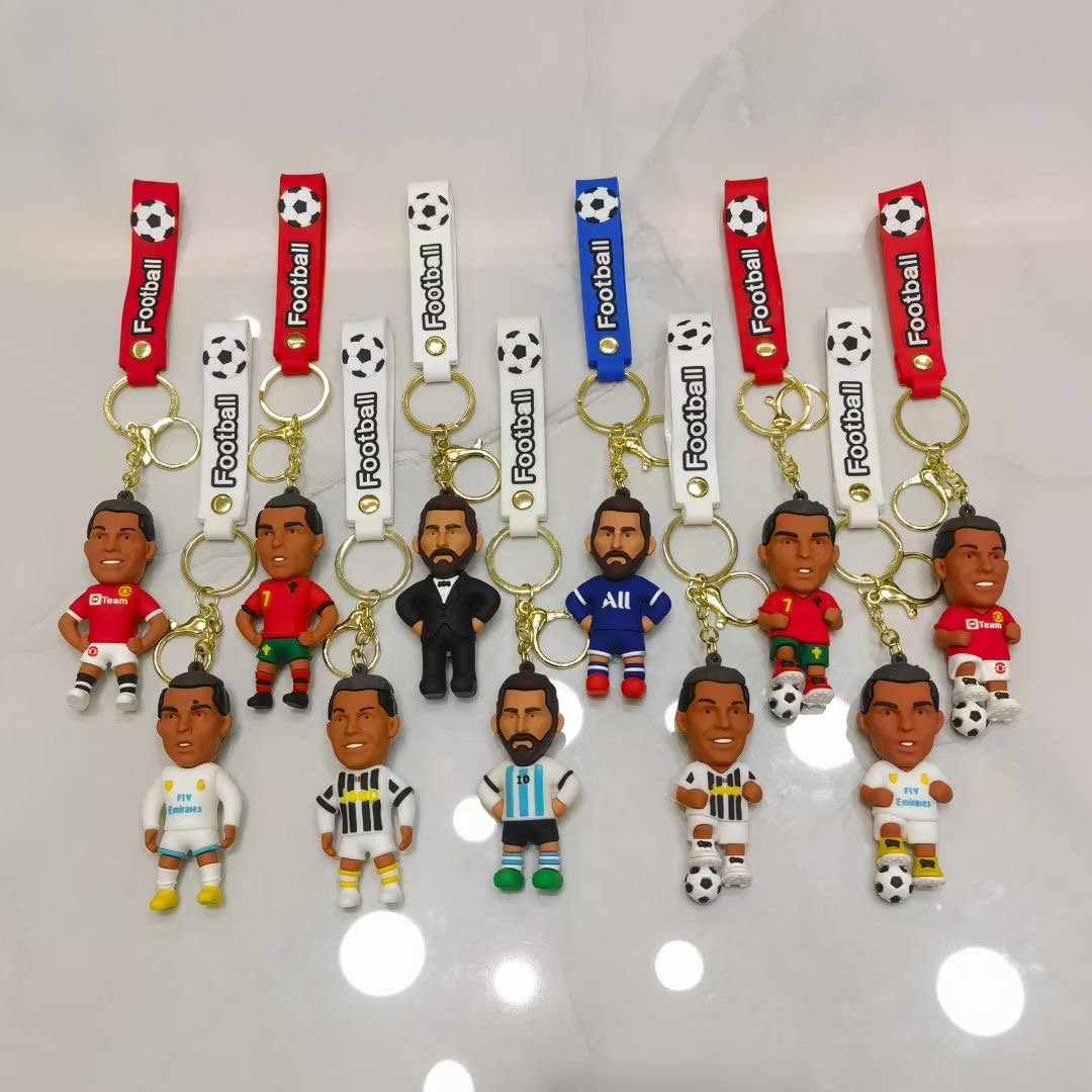 Брелок-подвеска World Cup: футболисты, мультяшные куклы