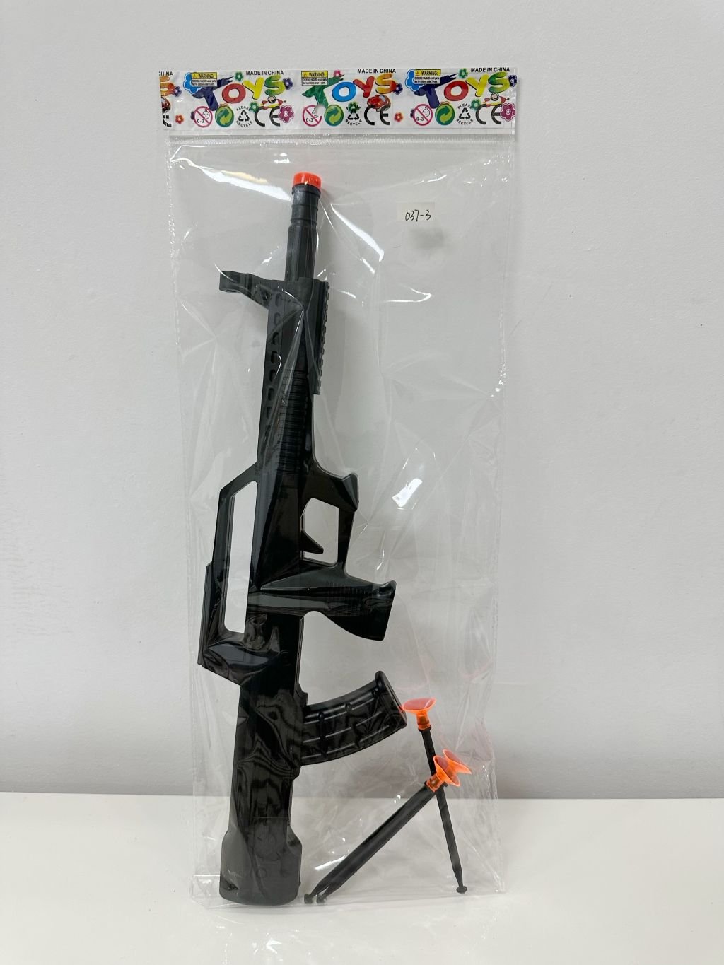 Пистолет-бластер с мягкими пулями LAUNCH GUN оптом
